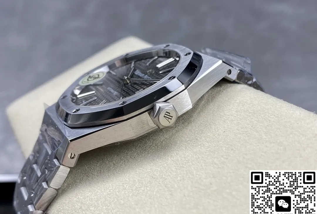 APS Factory Audemars Piguet Royal Oak 15400ST.OO.1220ST.04 1:1 Best Edition Replica Watch